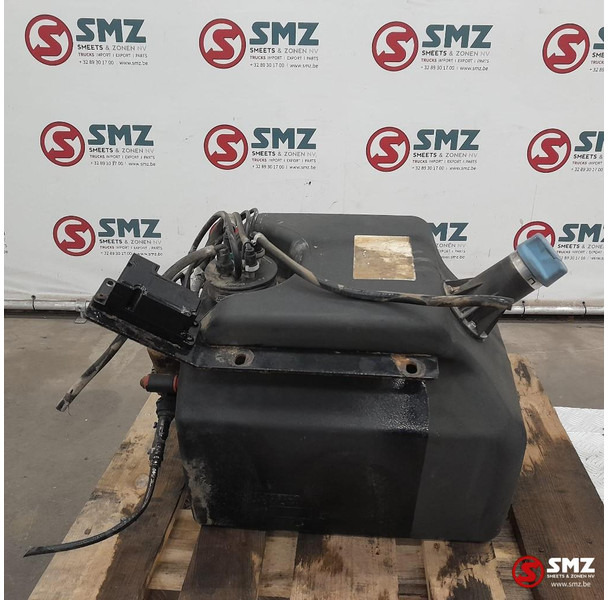 MAN Occ AdBluetank 35L + AdBlueniveausensor MAN - Fuel system for Truck: picture 2 MAN Occ AdBluetank 35L + AdBlueniveausensor MAN - Fuel system for Truck: picture 2