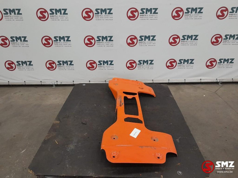 MAN Occ middendeel voorbumper MAN - Bumper for Truck: picture 3 MAN Occ middendeel voorbumper MAN - Bumper for Truck: picture 3
