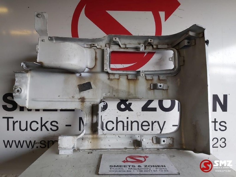 Mercedes-Benz Occ Bumperhoek rechts Mercedes Actros MP1 - Bumper corner for Truck: picture 2 Mercedes-Benz Occ Bumperhoek rechts Mercedes Actros MP1 - Bumper corner for Truck: picture 2