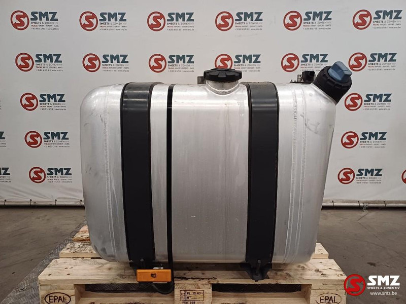 Mercedes-Benz Occ brandstoftank 300L + AdBluetank 25L Mercedes - Fuel tank for Truck: picture 1 Mercedes-Benz Occ brandstoftank 300L + AdBluetank 25L Mercedes - Fuel tank for Truck: picture 1