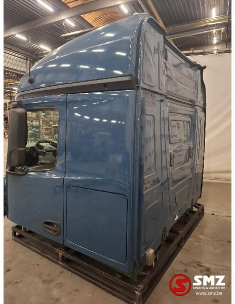 Mercedes-Benz Occ cabine Mercedes Actros MP4 - Cab and interior for Truck: picture 3 Mercedes-Benz Occ cabine Mercedes Actros MP4 - Cab and interior for Truck: picture 3