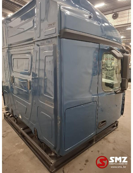 Mercedes-Benz Occ cabine Mercedes Actros MP4 - Cab and interior for Truck: picture 4 Mercedes-Benz Occ cabine Mercedes Actros MP4 - Cab and interior for Truck: picture 4