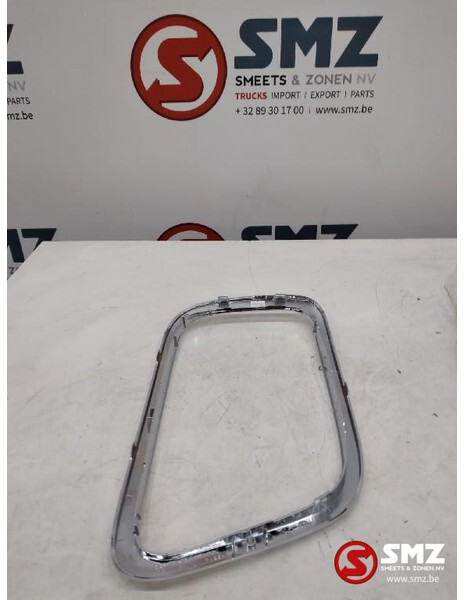 Mercedes-Benz Occ chrome frame verlichting links Mercedes Actros - Lights/ Lighting for Truck: picture 1 Mercedes-Benz Occ chrome frame verlichting links Mercedes Actros - Lights/ Lighting for Truck: picture 1