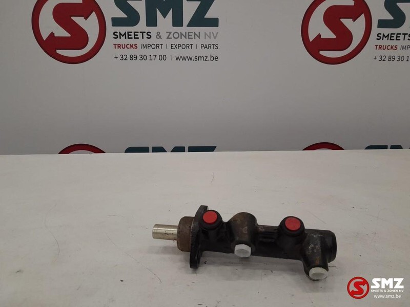 Mercedes-Benz Occ hoofdremcilinder Mercedes A0024302801 - Brake cylinder for Truck: picture 2 Mercedes-Benz Occ hoofdremcilinder Mercedes A0024302801 - Brake cylinder for Truck: picture 2