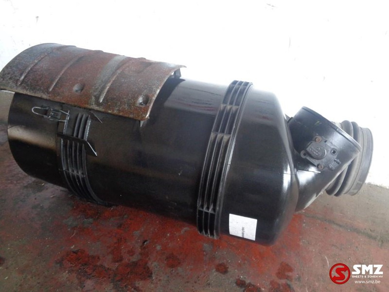 Mercedes-Benz Occ luchtfilterhuis mercedes actros mp2 - Air intake system for Truck: picture 2 Mercedes-Benz Occ luchtfilterhuis mercedes actros mp2 - Air intake system for Truck: picture 2