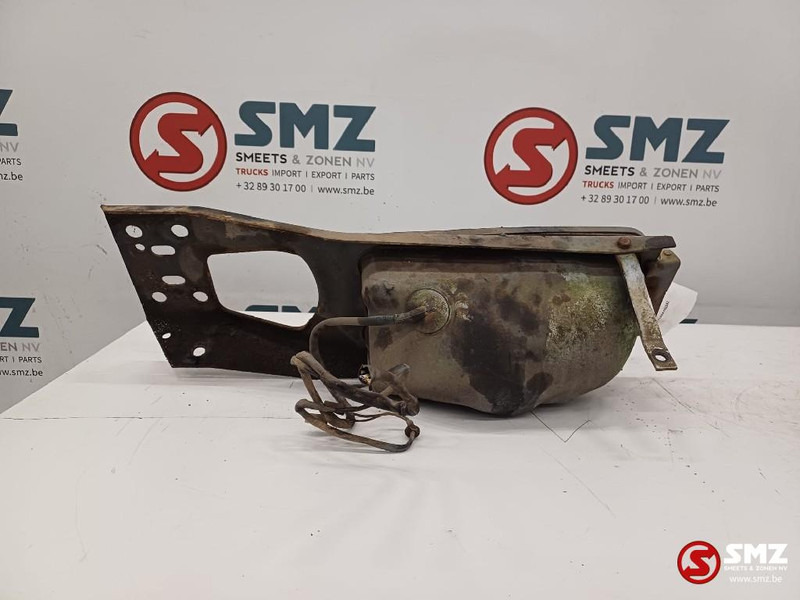 Mercedes-Benz Occ voorbumper + koplamp rechts Mercedes - Bumper for Truck: picture 2 Mercedes-Benz Occ voorbumper + koplamp rechts Mercedes - Bumper for Truck: picture 2