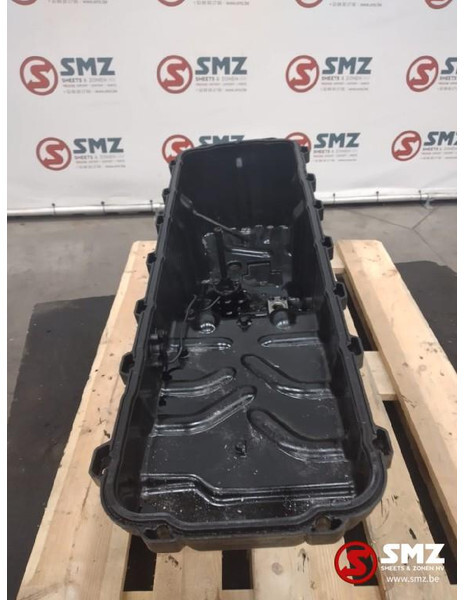 Renault Occ oliecarter Renault - Volvo - Crankcase for Truck: picture 3 Renault Occ oliecarter Renault - Volvo - Crankcase for Truck: picture 3