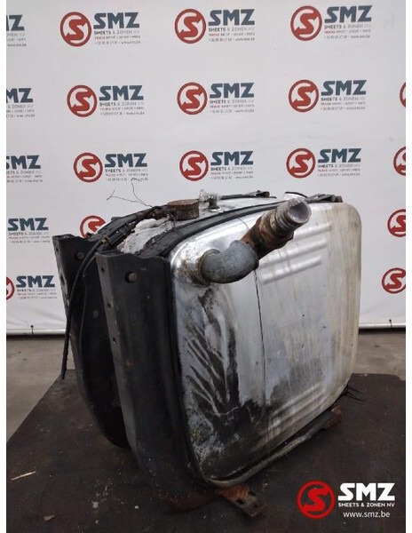 Scania Occ hydraulische tank 200L Scania - Hydraulic tank for Truck: picture 2 Scania Occ hydraulische tank 200L Scania - Hydraulic tank for Truck: picture 2