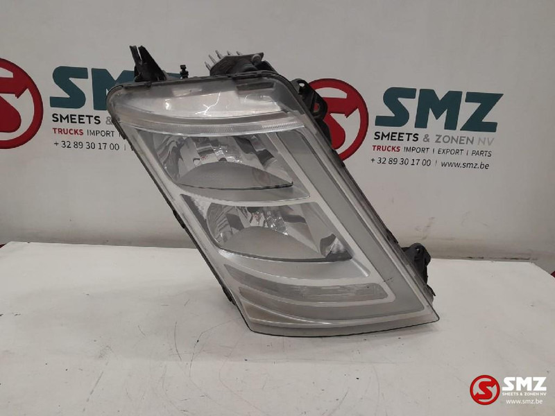Volvo Occ koplamp rechts Volvo - Headlight for Truck: picture 1 Volvo Occ koplamp rechts Volvo - Headlight for Truck: picture 1
