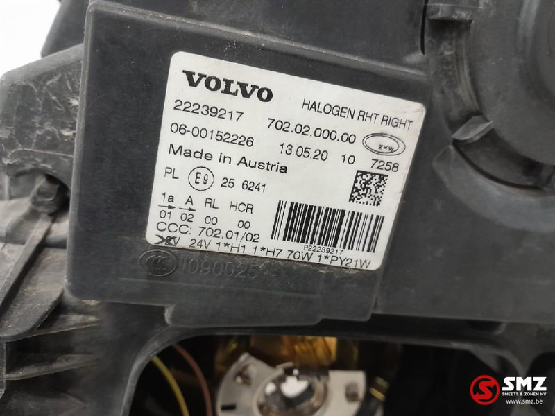 Volvo Occ koplamp rechts Volvo - Headlight for Truck: picture 5 Volvo Occ koplamp rechts Volvo - Headlight for Truck: picture 5