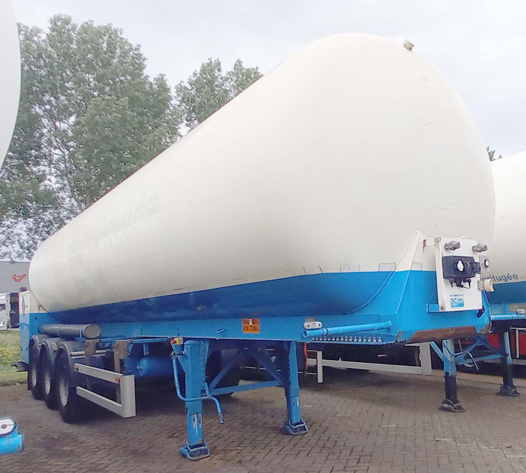 AGA Cryo Gas tank semi-trailer cryogenic used for nitrogen, argon, oxygen, LIN, LOX, LAR. - Tank semi-trailer: picture 1 AGA Cryo Gas tank semi-trailer cryogenic used for nitrogen, argon, oxygen, LIN, LOX, LAR. - Tank semi-trailer: picture 1
