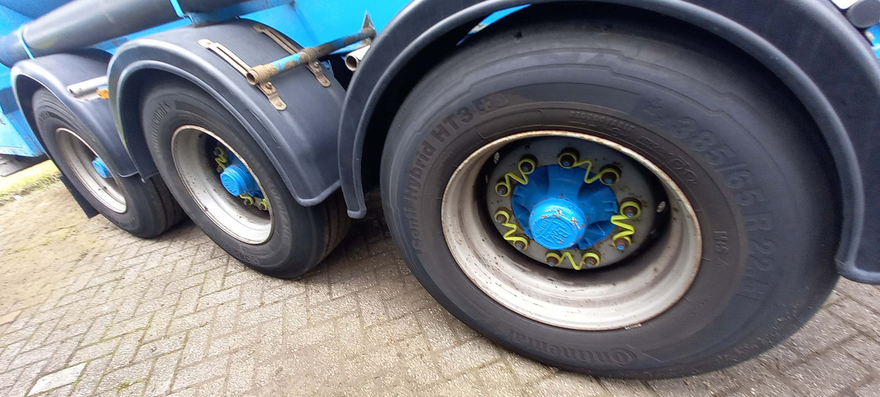AGA Cryo Gas tank semi-trailer cryogenic used for nitrogen, argon, oxygen, LIN, LOX, LAR. - Tank semi-trailer: picture 3 AGA Cryo Gas tank semi-trailer cryogenic used for nitrogen, argon, oxygen, LIN, LOX, LAR. - Tank semi-trailer: picture 3