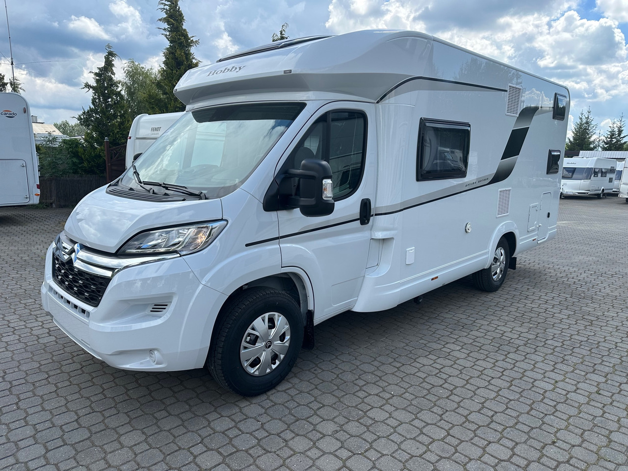 New Semi-integrated motorhome Hobby Optima T65 HKM Ontour 2024: picture 1