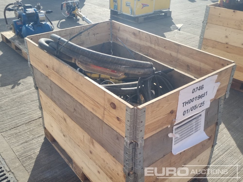 100 Volt Vibrating Pokers (1 Stillage of) - Asphalt machine: picture 5 100 Volt Vibrating Pokers (1 Stillage of) - Asphalt machine: picture 5