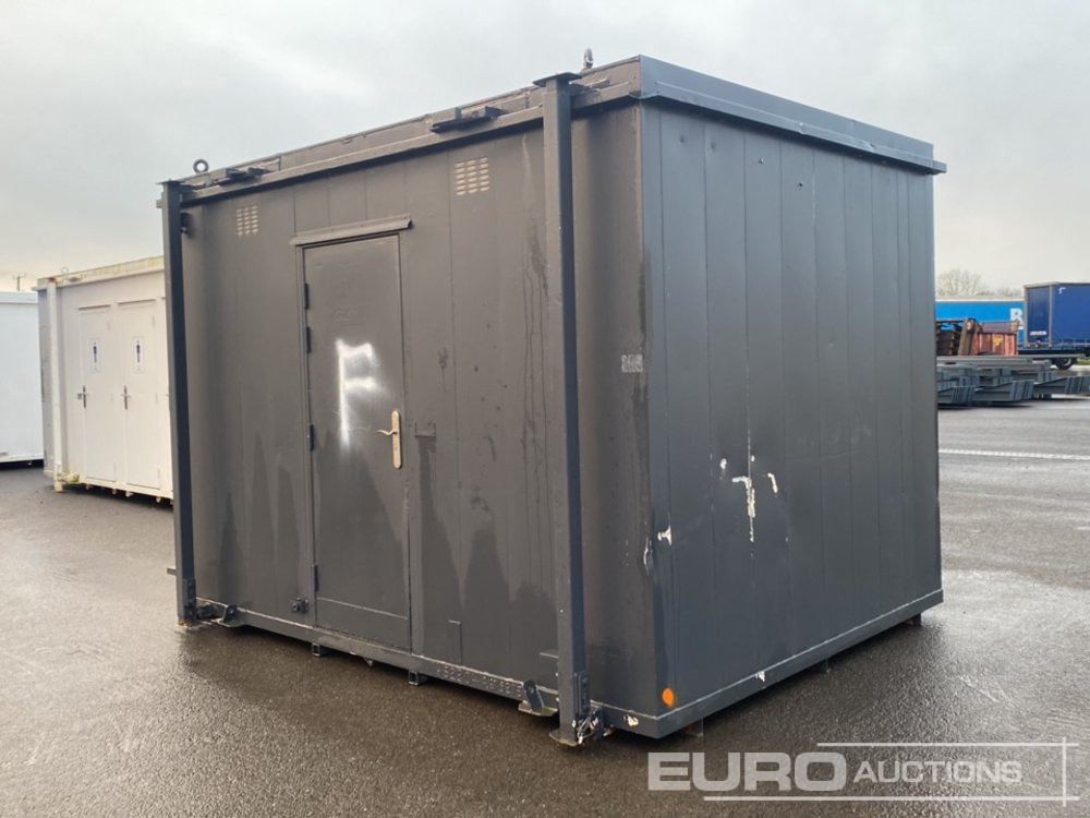 11' x 8' Toilet Block - Shipping container: picture 1 11' x 8' Toilet Block - Shipping container: picture 1