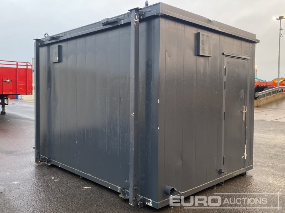 11' x 8' Toilet Block - Shipping container: picture 5 11' x 8' Toilet Block - Shipping container: picture 5