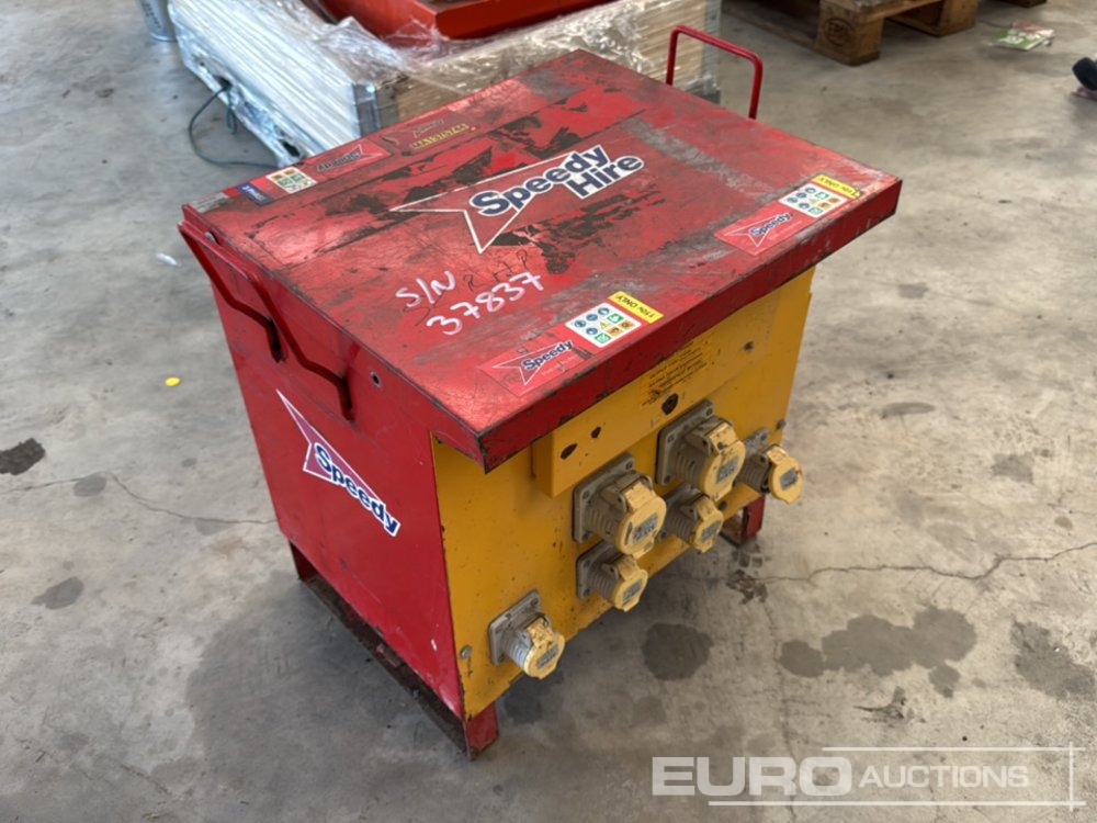 110 Volt Transformer Box - Construction equipment: picture 5 110 Volt Transformer Box - Construction equipment: picture 5