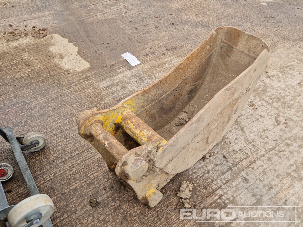 12" Strickland Digging Bucket 45mm Pin to suit 4-6 Ton Excavator - Bucket: picture 5 12" Strickland Digging Bucket 45mm Pin to suit 4-6 Ton Excavator - Bucket: picture 5