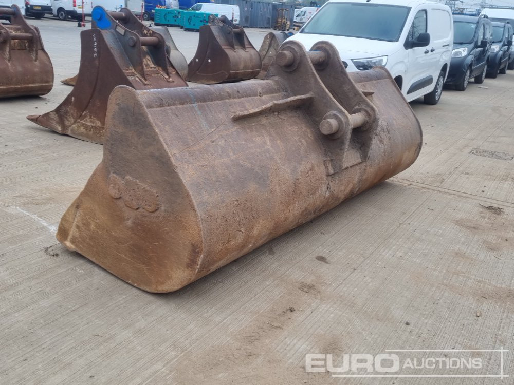 120" Ditching Bucket 90mm Pin to suit 30 Ton Excavator - Bucket: picture 3 120" Ditching Bucket 90mm Pin to suit 30 Ton Excavator - Bucket: picture 3