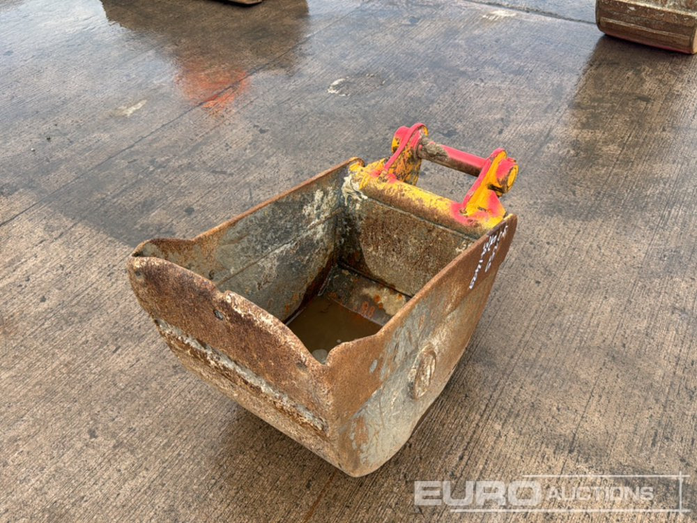 18" Strickland Digging Bucket 45mm Pin to suit 4-6 Ton Excavator - Bucket: picture 1 18" Strickland Digging Bucket 45mm Pin to suit 4-6 Ton Excavator - Bucket: picture 1