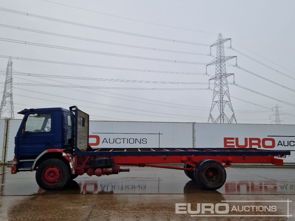 1983 Scania 82M - Dropside/ Flatbed truck: picture 2 1983 Scania 82M - Dropside/ Flatbed truck: picture 2