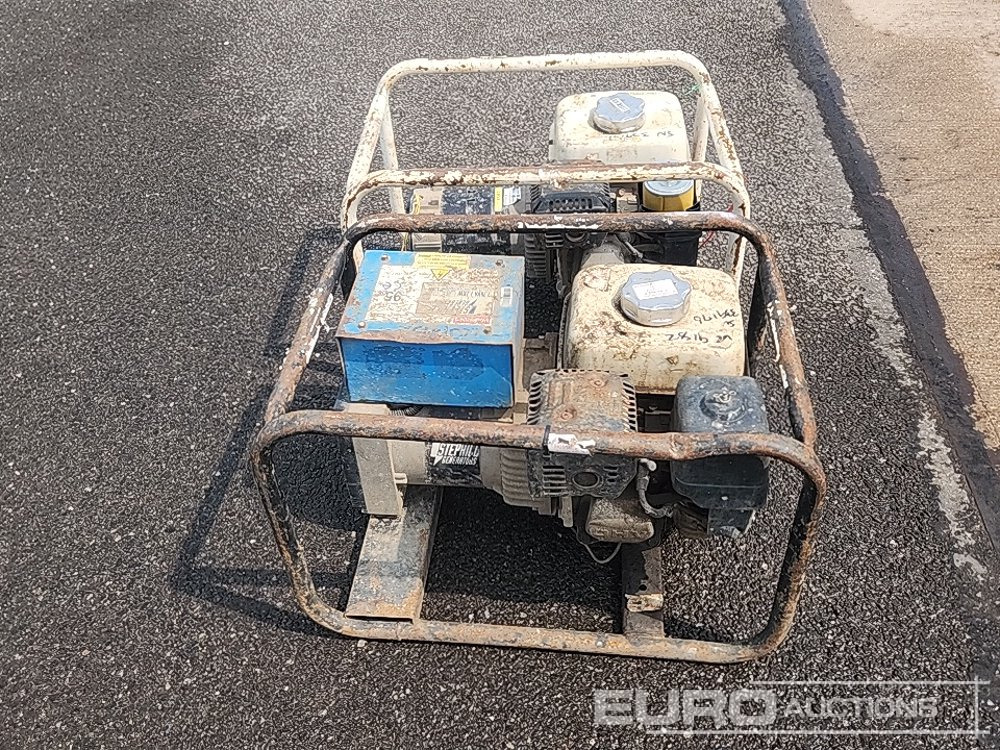 2.7Kva Petrol Generator, Honda Engine (2 of) (Spares) - Generator set: picture 2 2.7Kva Petrol Generator, Honda Engine (2 of) (Spares) - Generator set: picture 2