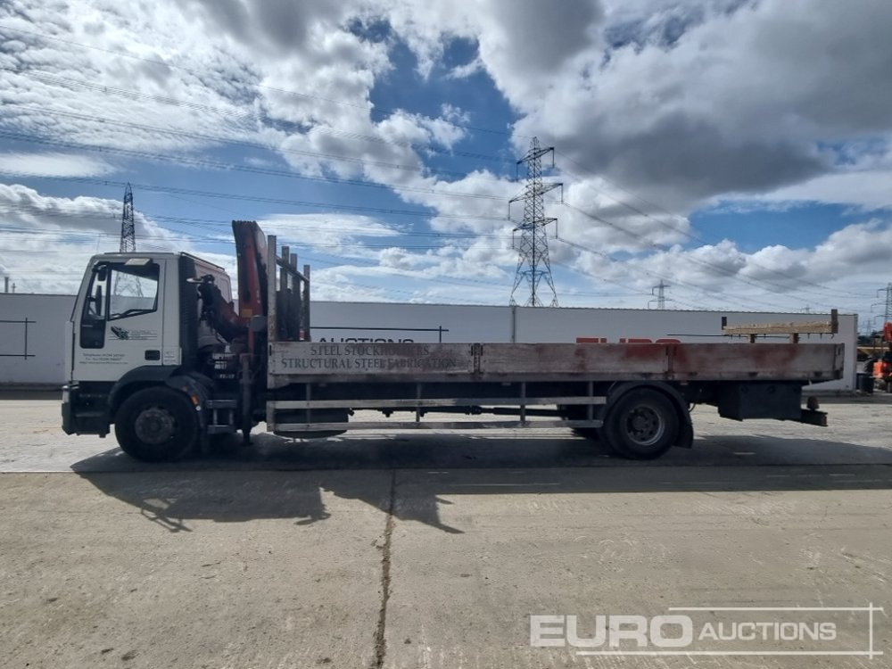 2003 Iveco Cargo 180E24 - Dropside/ Flatbed truck: picture 2 2003 Iveco Cargo 180E24 - Dropside/ Flatbed truck: picture 2