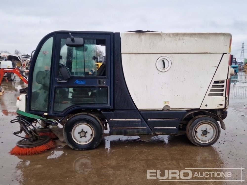 2005 Mathieu Yno Azura2 - Road sweeper: picture 2 2005 Mathieu Yno Azura2 - Road sweeper: picture 2