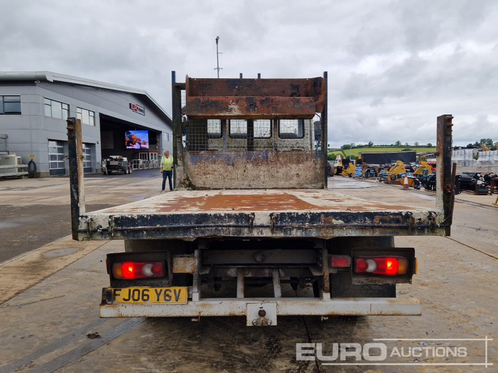 2006 Iveco 75E17 - Tipper: picture 4 2006 Iveco 75E17 - Tipper: picture 4