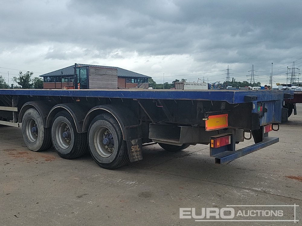 2007 SDC Trailer Tri Axle Extendable Flatbed Trailer, Twist Locks, Rear Steer - Dropside/ Flatbed semi-trailer: picture 3 2007 SDC Trailer Tri Axle Extendable Flatbed Trailer, Twist Locks, Rear Steer - Dropside/ Flatbed semi-trailer: picture 3