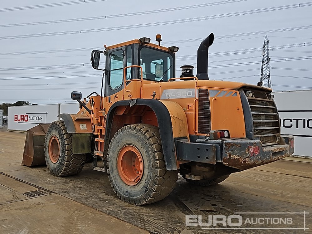 2008 Doosan DL300 - Wheel loader: picture 3 2008 Doosan DL300 - Wheel loader: picture 3