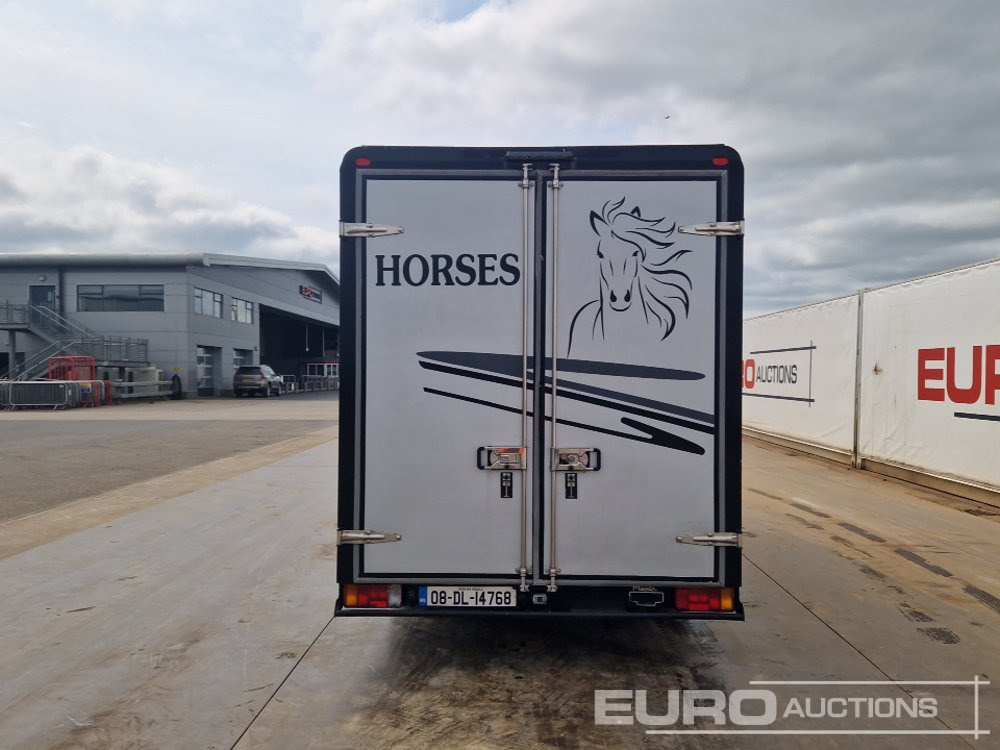 2008 Renault 120DCI - Horse truck: picture 4 2008 Renault 120DCI - Horse truck: picture 4