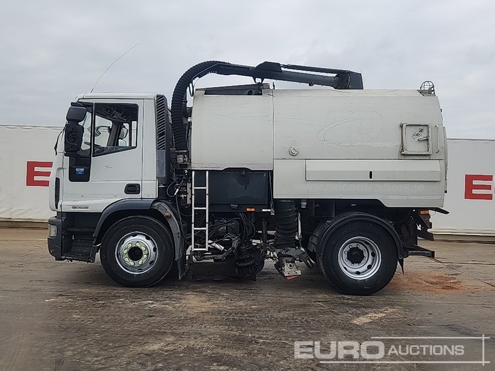 2009 Iveco Eurocargo - Road sweeper: picture 2 2009 Iveco Eurocargo - Road sweeper: picture 2