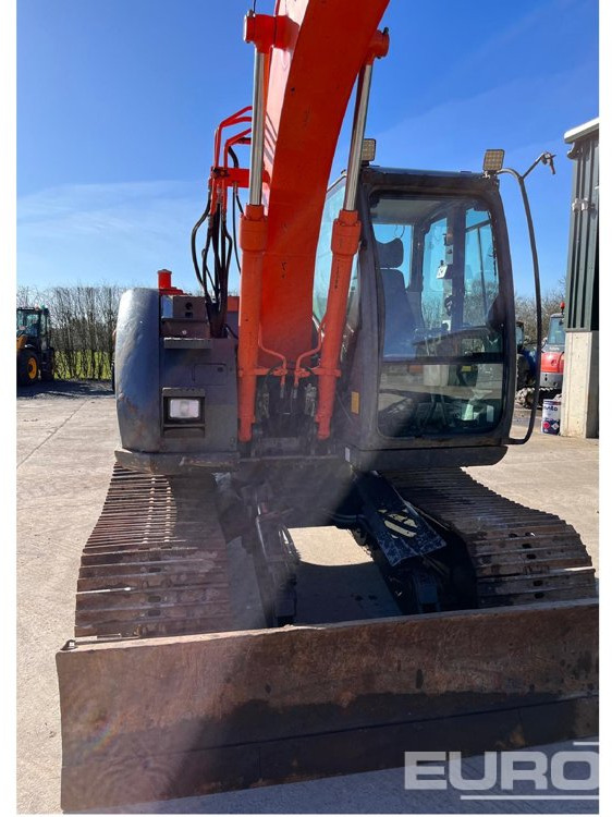 Crawler excavator 2011 Hitachi ZX135US-3: picture 7