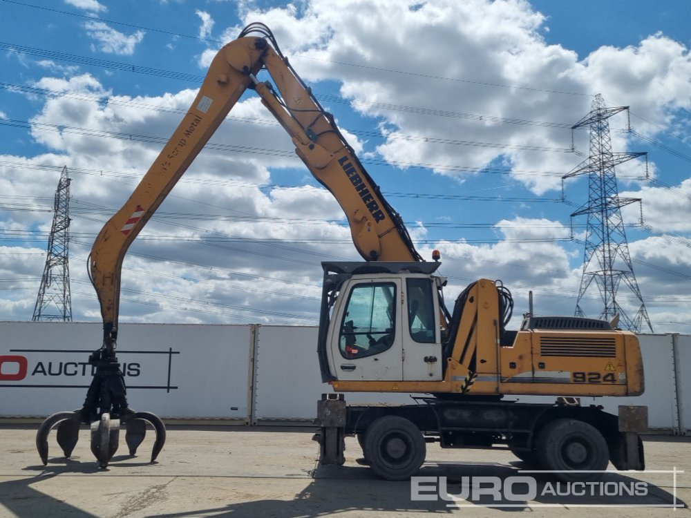 2011 Liebherr A924C LITRONIC - Wheel excavator: picture 3 2011 Liebherr A924C LITRONIC - Wheel excavator: picture 3