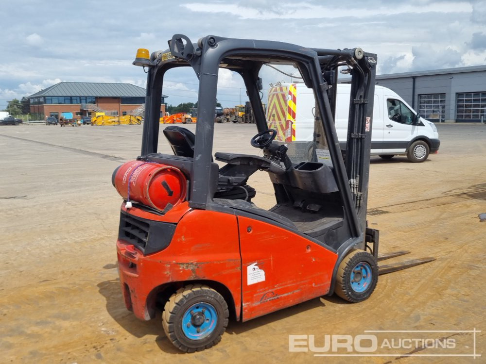 2011 Linde H16T - Forklift: picture 5 2011 Linde H16T - Forklift: picture 5