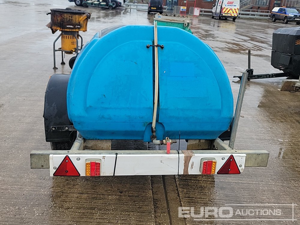 2011 Main Single Axle Plastic Water Bowser - Storage tank: picture 4 2011 Main Single Axle Plastic Water Bowser - Storage tank: picture 4