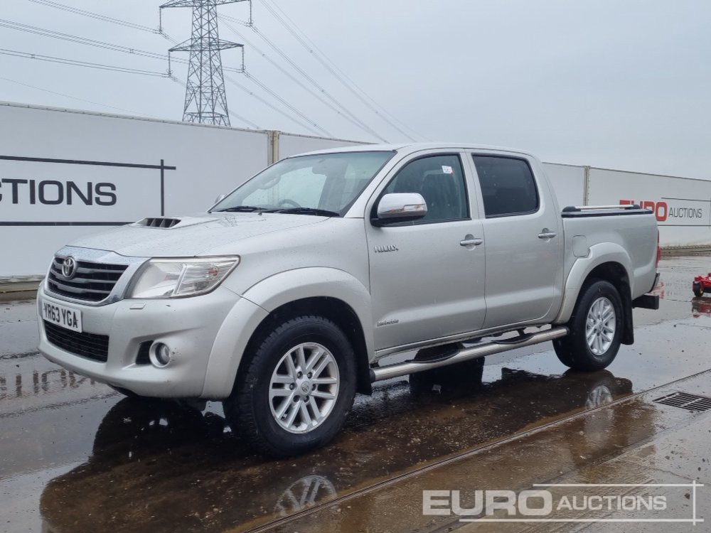 2011 Toyota Hilux Invincible - Pickup truck: picture 1 2011 Toyota Hilux Invincible - Pickup truck: picture 1