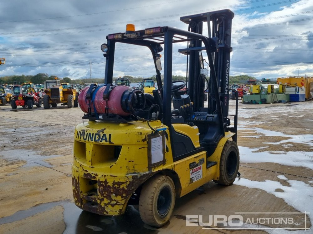 2013 Hyundai 30L-7A - Forklift: picture 5 2013 Hyundai 30L-7A - Forklift: picture 5