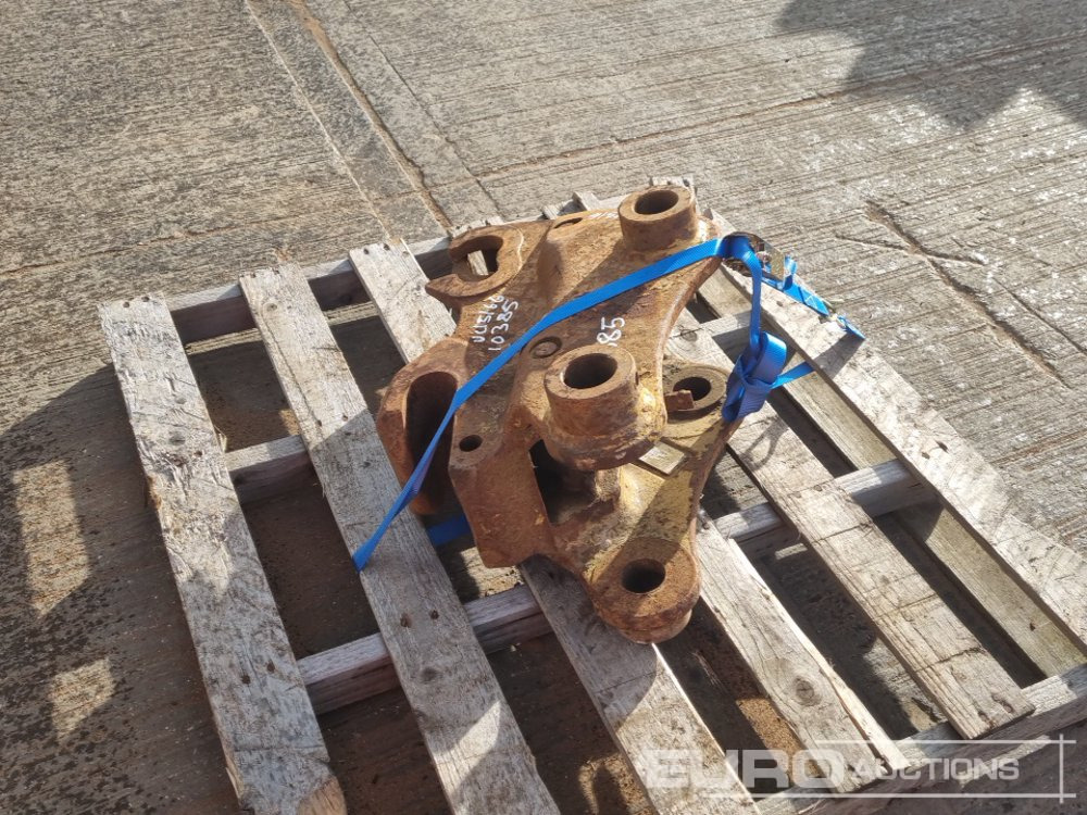 2013 Miller Manual QH 50mm Pin to suit 6-8 Ton Excavator - Quick coupler: picture 5 2013 Miller Manual QH 50mm Pin to suit 6-8 Ton Excavator - Quick coupler: picture 5