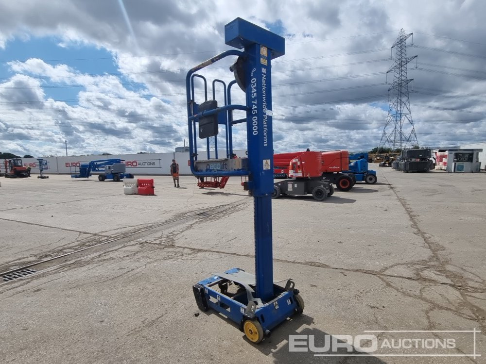 2013 Power Towers Pecolift - Aerial platform: picture 3 2013 Power Towers Pecolift - Aerial platform: picture 3