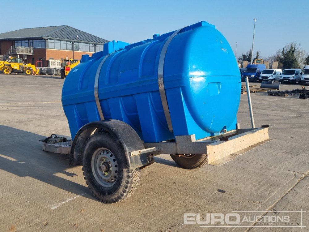 2014 Bowser Supply H2500 - Storage tank: picture 3 2014 Bowser Supply H2500 - Storage tank: picture 3