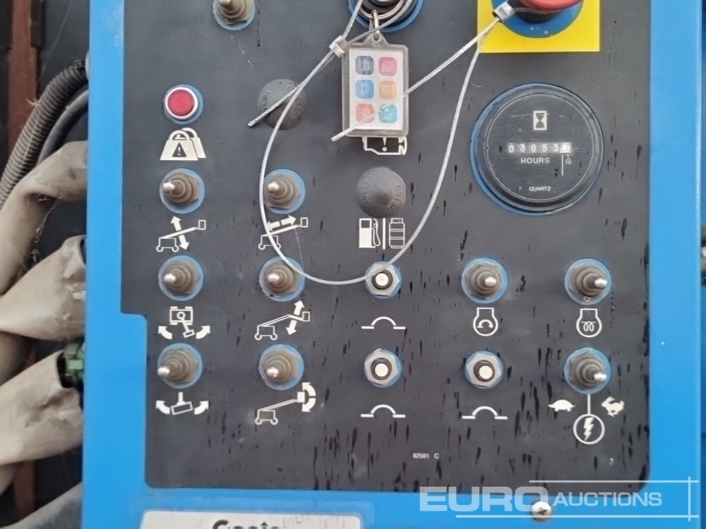 Aerial platform 2014 Genie S45: picture 43