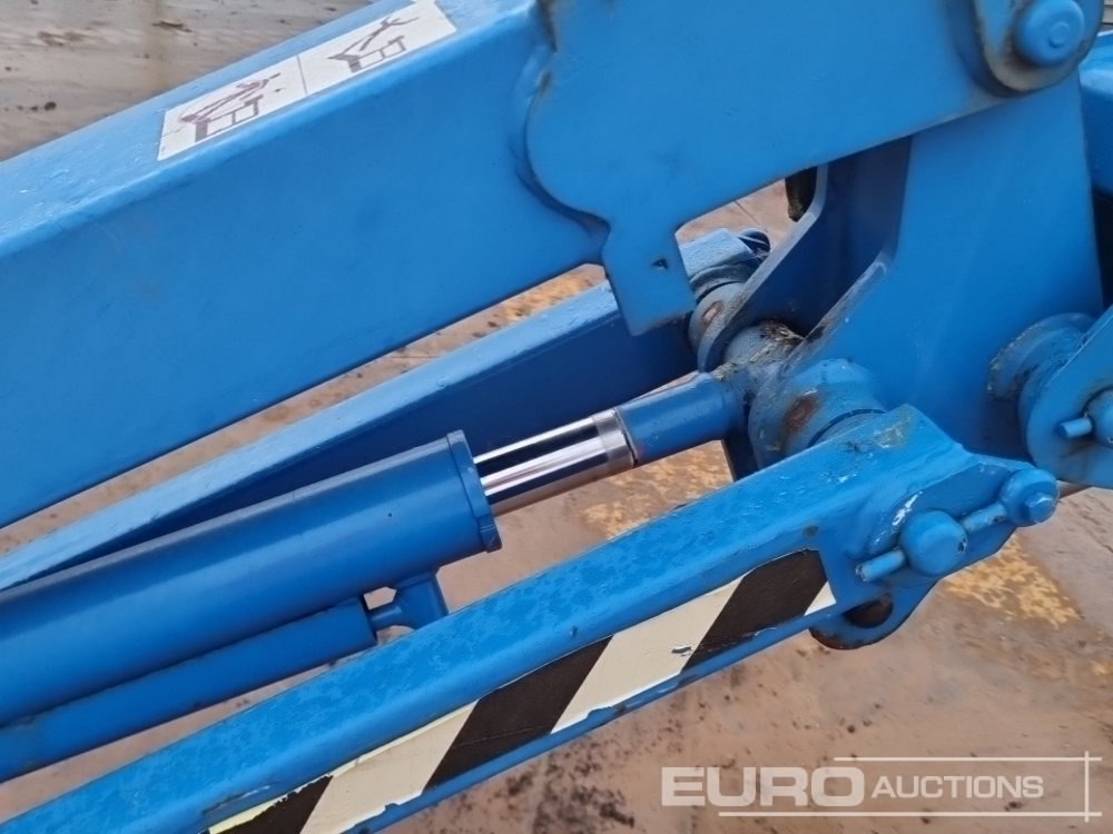 Aerial platform 2014 Genie S45: picture 23