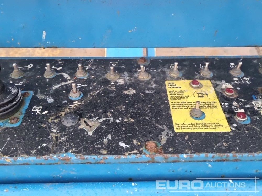 Aerial platform 2014 Genie S45: picture 32