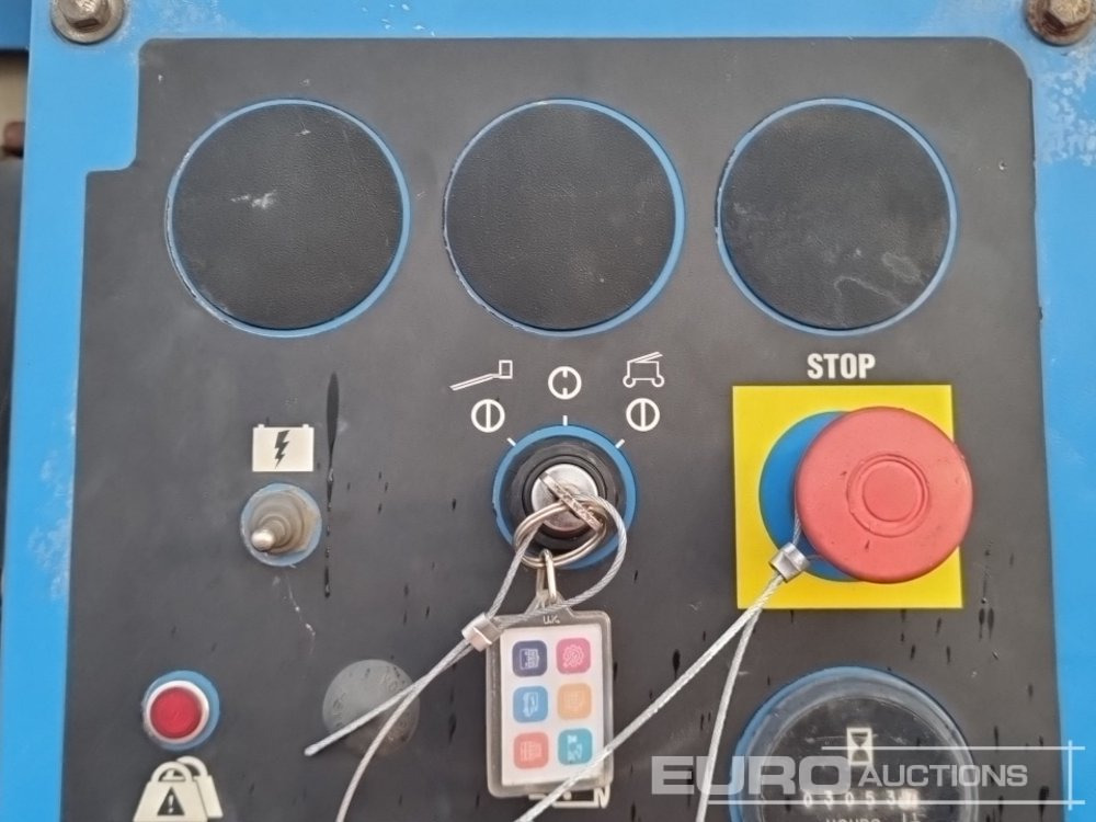 Aerial platform 2014 Genie S45: picture 44