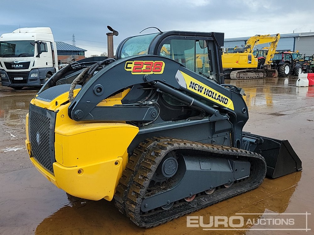 2014 New Holland C238 - Skid steer loader: picture 5 2014 New Holland C238 - Skid steer loader: picture 5