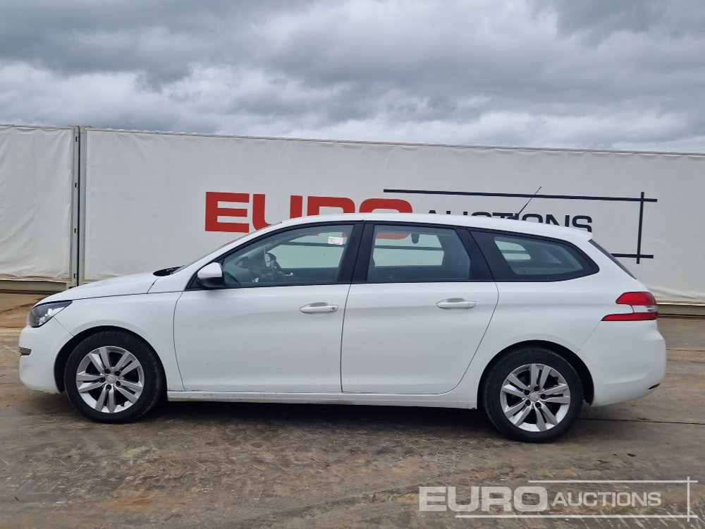 2014 Peugeot 308 - Car: picture 2 2014 Peugeot 308 - Car: picture 2