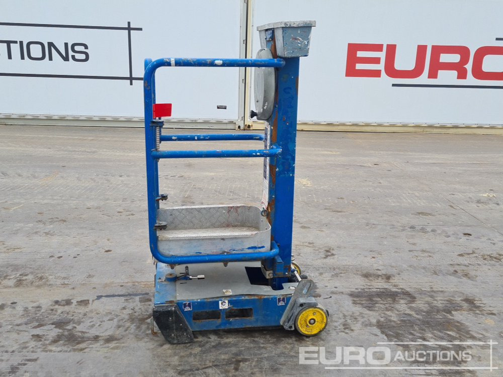 2014 Power Towers Pecolift - Aerial platform: picture 2 2014 Power Towers Pecolift - Aerial platform: picture 2