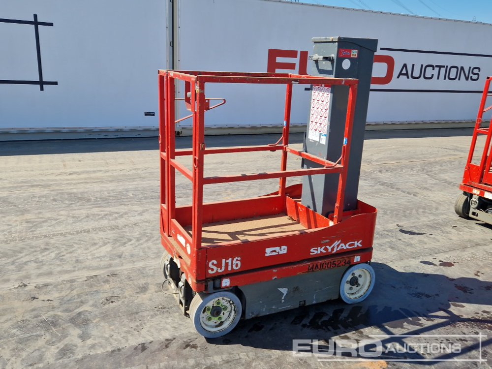 2014 SkyJack SJ16 - Aerial platform: picture 1 2014 SkyJack SJ16 - Aerial platform: picture 1